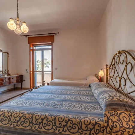 Casa Lucia A Apartment Torre Lapillo