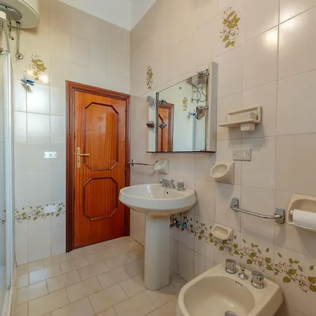 Casa Lucia A * توري لابيلو